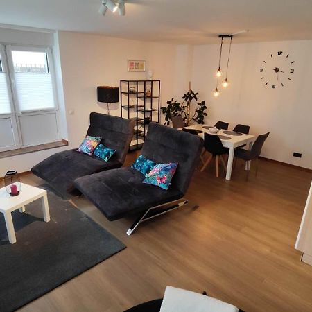 Wohnung In Muelheim-Kaerlich エクステリア 写真