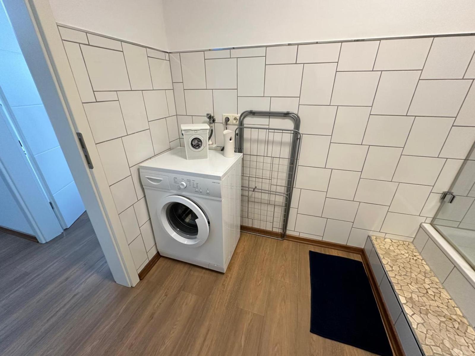 Wohnung In Muelheim-Kaerlich エクステリア 写真