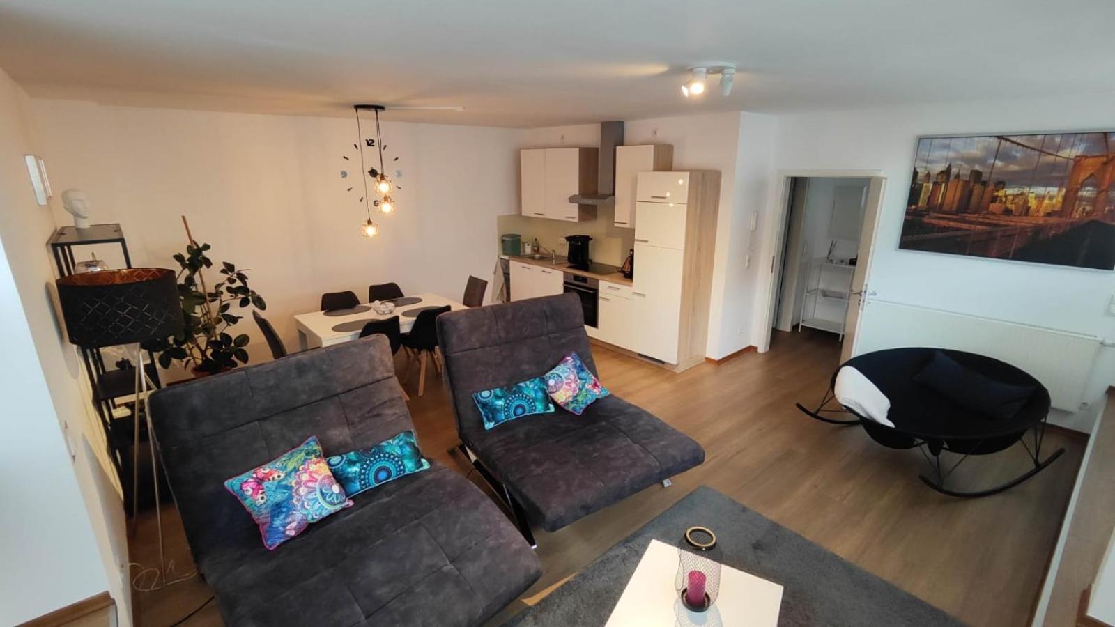 Wohnung In Muelheim-Kaerlich エクステリア 写真